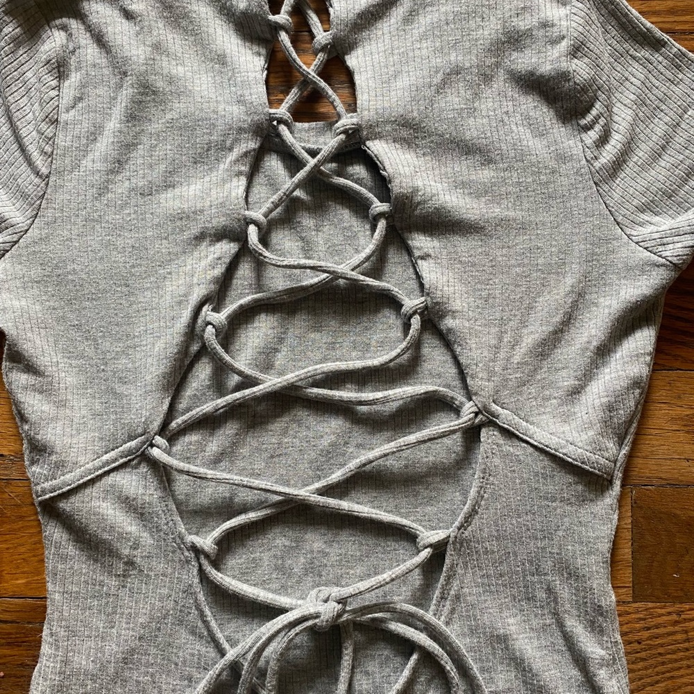 Abercrombie & Fitch BodySuit Size Small Gray Back Tie